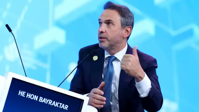 Bayraktar, Dört Ülkeyle Enerji İş Birliğini Tartıştı