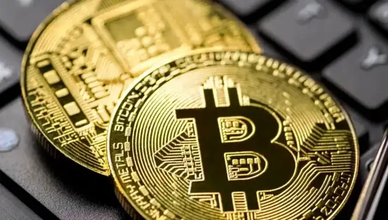 Bitcoin 2017'yi Tekrarlıyor mu? Analistler Tartışıyor