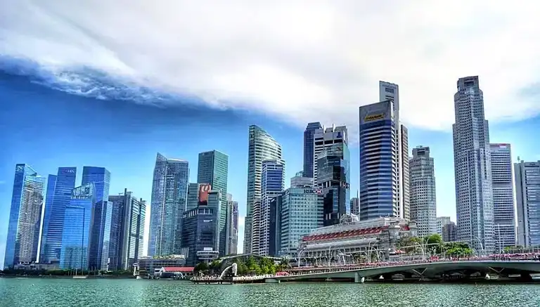 Singapur Ekonomisi Tahminleri Aştı!